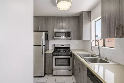 5533 Barton Ave, Los Angeles, CA 90038