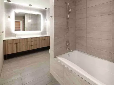 210 Wall St, Seattle, WA 98121 photo 13
