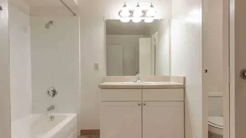 1500 Massachusetts Ave NW, Washington, DC 20005 photo 17