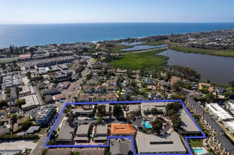 2600 Kremeyer Cir, Carlsbad, CA 92008