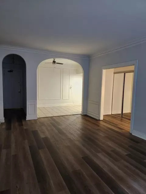 2322 N Commonwealth Ave, Chicago, IL 60614 photo 16