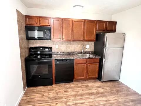 10128 Squire Meadows Dr, Lakeshire, MO 63123