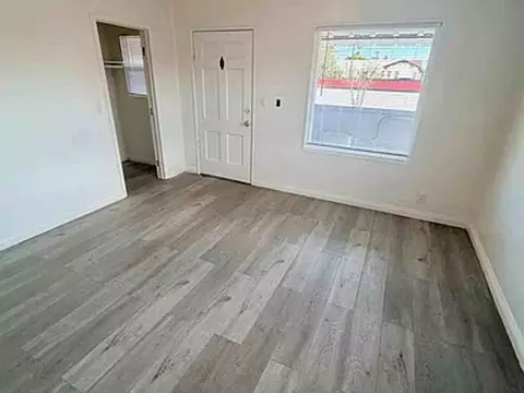 402 Orange Avenue1209-1211 E 4th St, Long Beach, CA 90802 photo 6