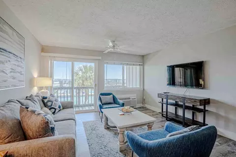 5505 Sun Harbor Rd, Panama City, FL 32401
