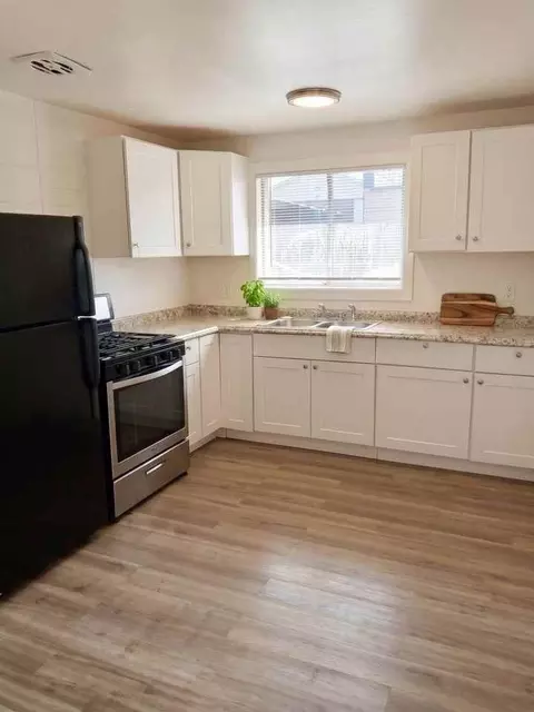 171 E 4500 S, Murray, UT 84107