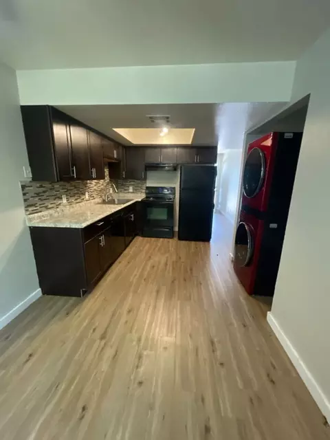 61 N May, Mesa, AZ 85201