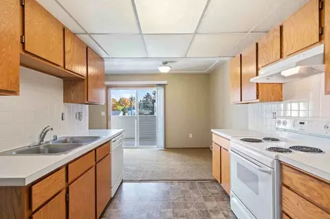 10008 N Colfax Rd, Country Homes, WA 99218