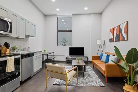 800 Penn Ave, Pittsburgh, PA 15222