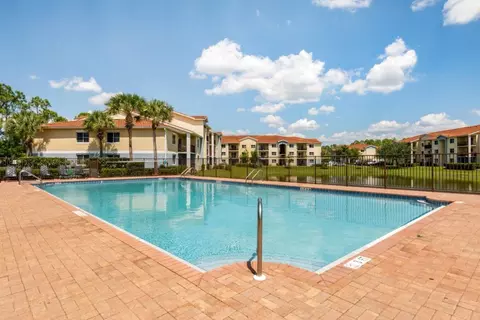 8650 Weir Dr, Naples, FL 34104 photo 4