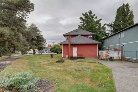 805 S Donovan St, Seattle, WA 98108