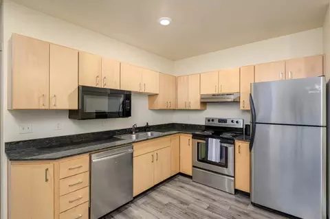 1836 Alder St, Eugene, OR 97401 photo 6
