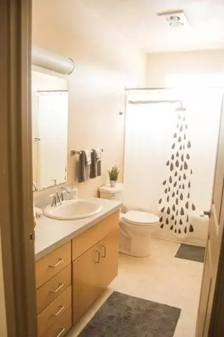 1836 Alder St, Eugene, OR 97401 photo 35