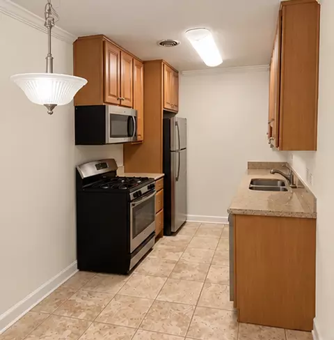 1919 2021 S Wolf Rd #1919-1919, Hillside, IL 60162