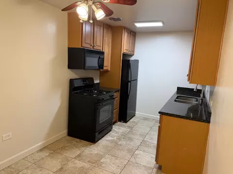 1919 2021 S Wolf Rd #1919-1919, Hillside, IL 60162