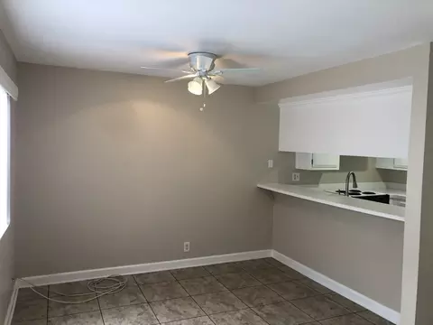 2728 E 3rd St, Long Beach, CA 90814