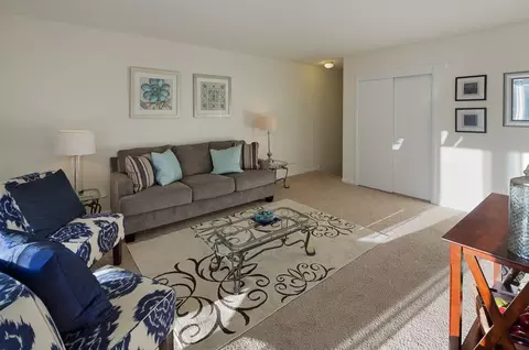 20 Church Rd, Maple Shade, NJ 08052 photo 4