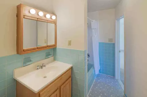 20 Church Rd, Maple Shade, NJ 08052 photo 17