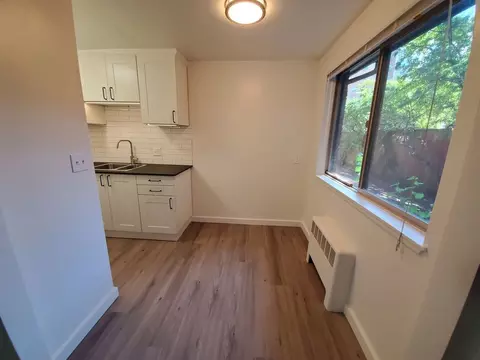 911 1st Ave W, Seattle, WA 98119 photo 3