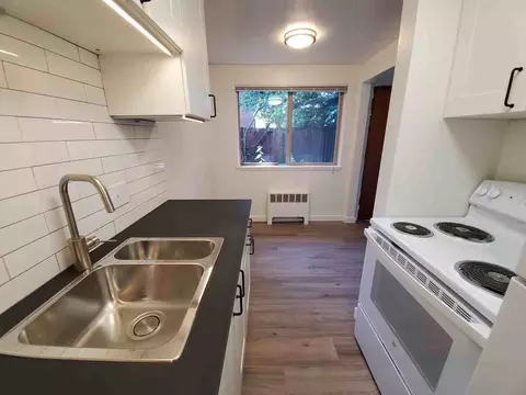 911 1st Ave W, Seattle, WA 98119 photo 6