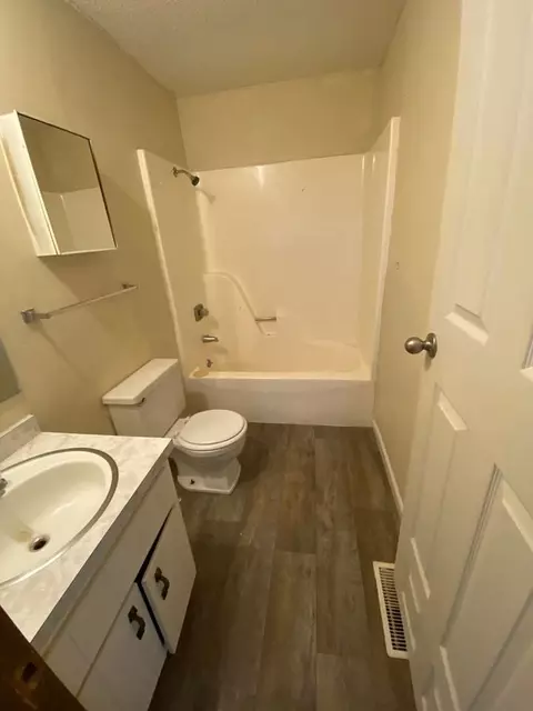 1009 Hawthorne St, Desloge, MO 63601 photo 9
