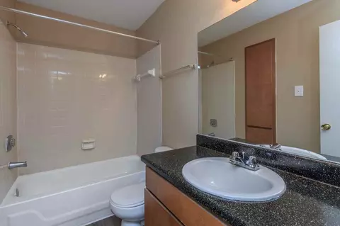 8801 Monticello Dr, Texas City, TX 77591 photo 2