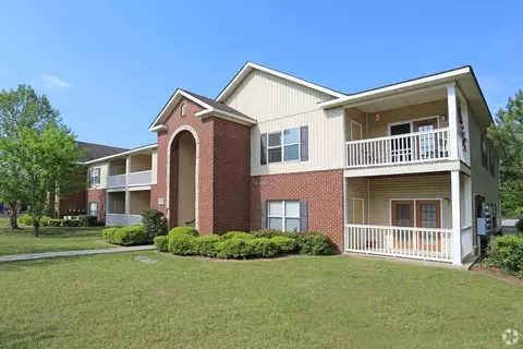 100 Huntley Apartment Dr, Pelham, AL 35124