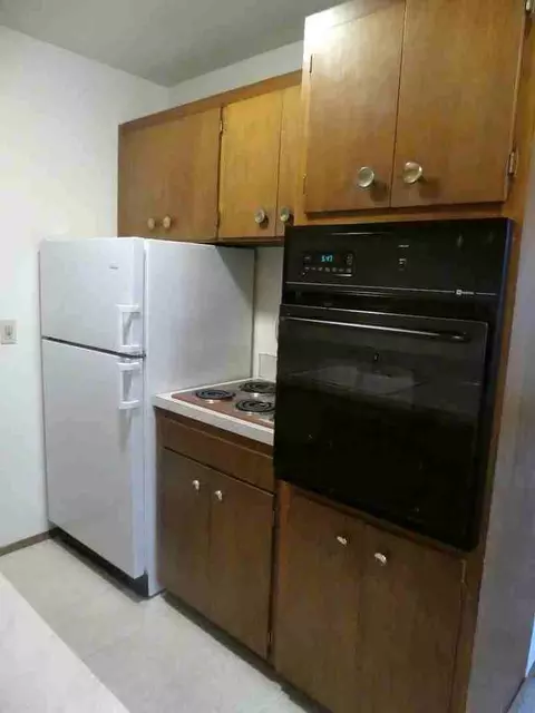 12301 33rd Ave NE, Seattle, WA 98125