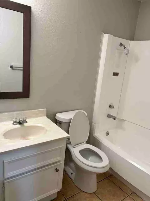 5202 Kenosha Ave, Lubbock, TX 79413 photo 8