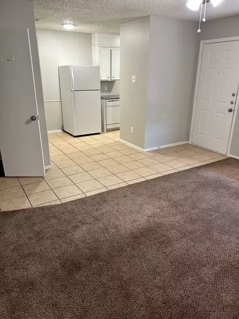 5202 Kenosha Ave, Lubbock, TX 79413 photo 3