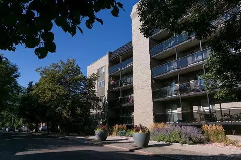 1265 N Downing St, Denver, CO 80218 photo 9