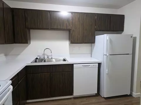 402 N G St, Tacoma, WA 98403