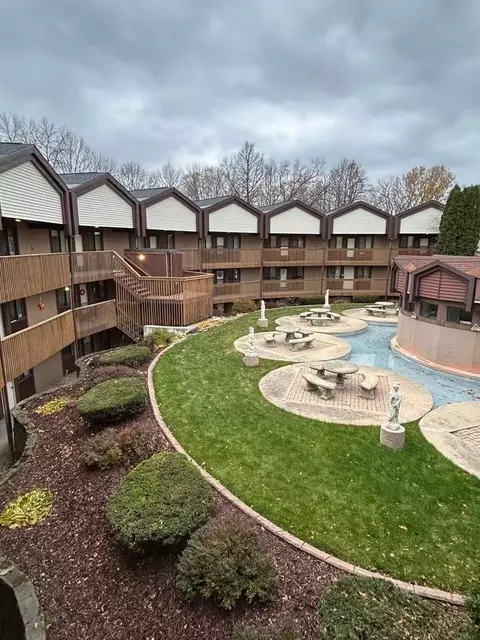 1181 Hansen Rd, Ashwaubenon, WI 54304