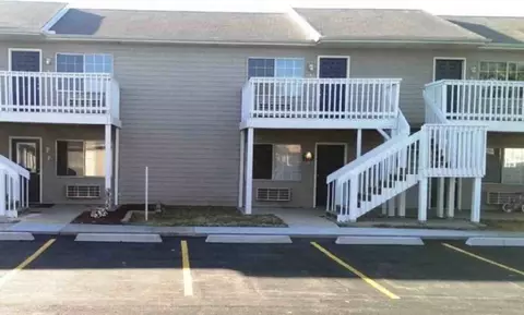 2434 W 24th Ter, Lawrence, KS 66047