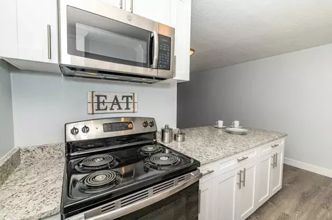 1085 Atlantic Blvd, Atlantic Beach, FL 32233 photo 6