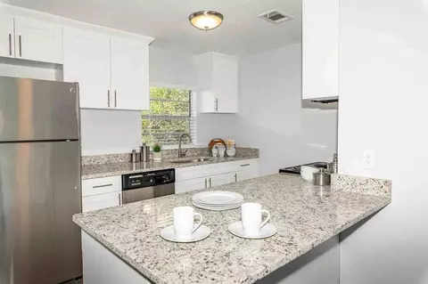 1085 Atlantic Blvd, Atlantic Beach, FL 32233 photo 4