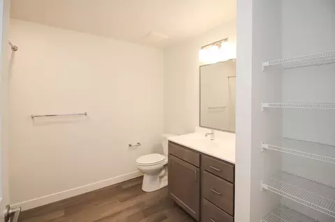 4800 S Cink Pl, Sioux Falls, SD 57106 photo 7