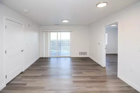 4800 S Cink Pl, Sioux Falls, SD 57106 photo 5