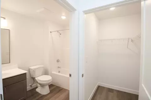 4800 S Cink Pl, Sioux Falls, SD 57106 photo 8