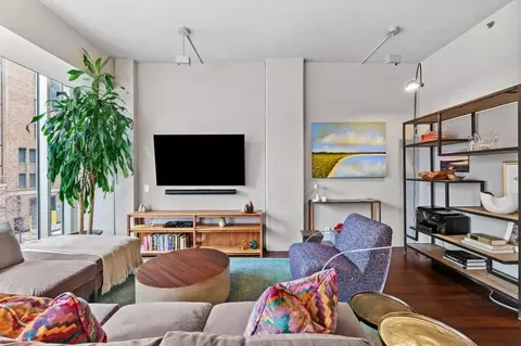 W 23rd St, New York, NY 10011