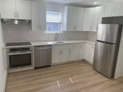205 Ives St, Providence, RI 02906
