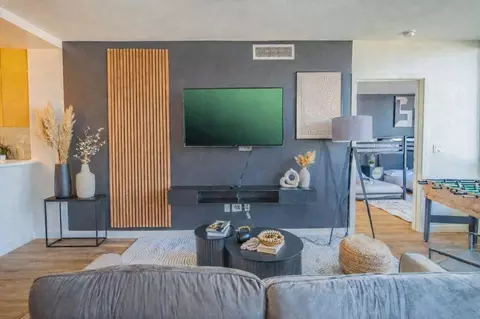17 W Monroe St, Phoenix, AZ 85003