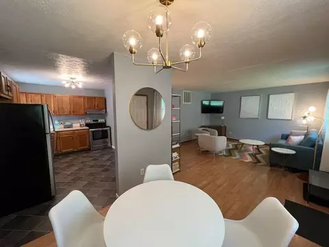401 W Clear Creek Dr, Bloomington, IN 47403 photo 21