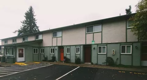 1355 NW 2nd St, Mcminnville, OR 97128