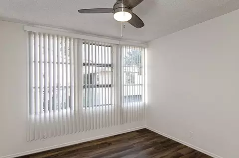 3131 Montrose Ave, Glendale, CA 91214 photo 11