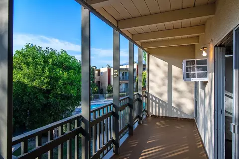 3131 Montrose Ave, Glendale, CA 91214 photo 16