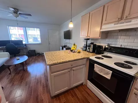 253 Hayden Rd, Tallahassee, FL 32304