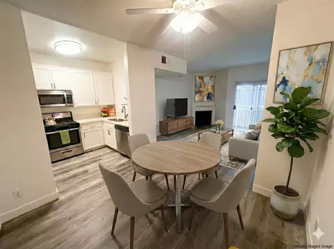 20954 Vanowen St, Los Angeles, CA 91303