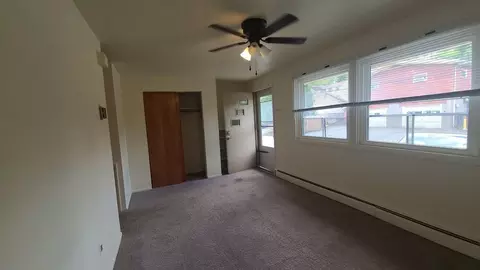 3999 Canal St, Castle Shannon, PA 15234