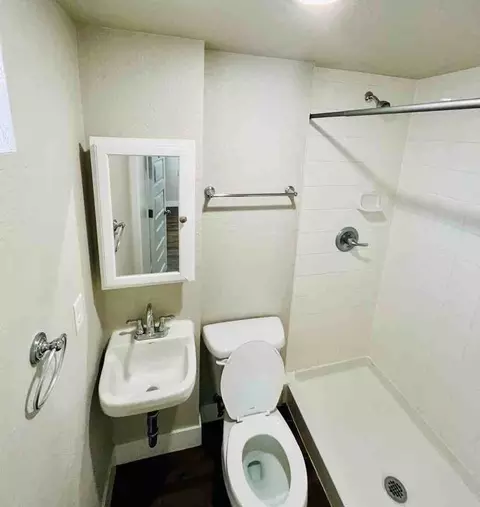 1559 Vine St, Denver, CO 80206 photo 7