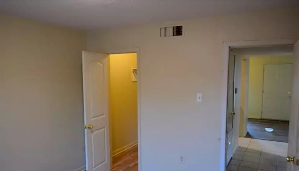  4554 Y A Tittle Ave, Baton Rouge, LA 70820 photo 4
